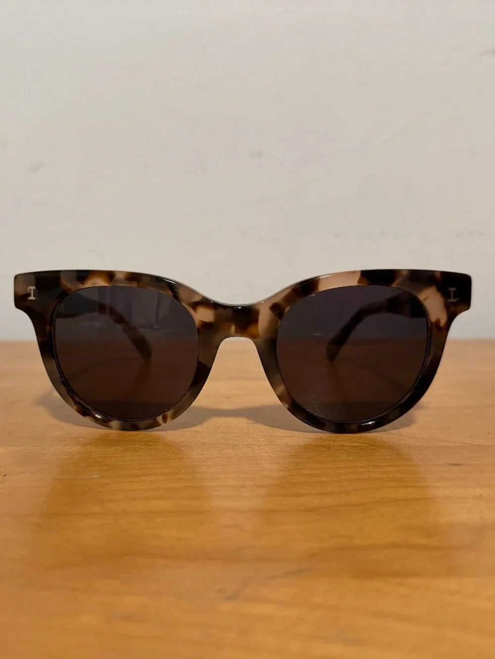 Illesteva Sicilia Tortoise Sunglasses C.11 – Handmade in Italy + Case